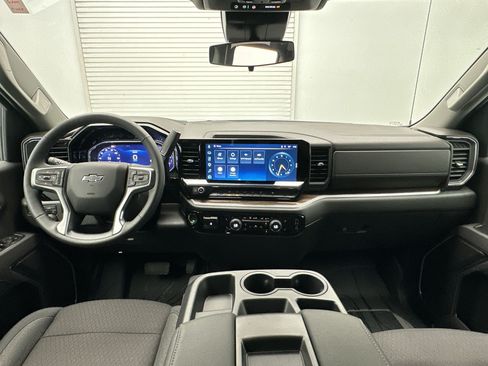 Certified 2026 Chevrolet Silverado 1500 RST w/ LPO, Dark Essentials Package AWD/4WD image 15