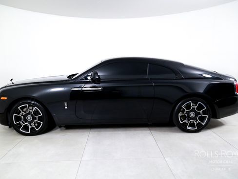 Used 2017 Rolls-Royce Wraith RWD image 3