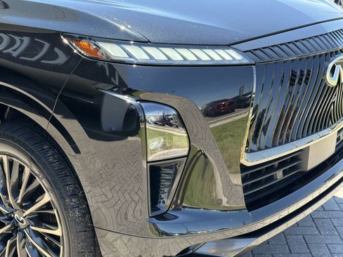 Used 2025 INFINITI QX80 Autograph w/ Autograph Exterior Package AWD/4WD image 8