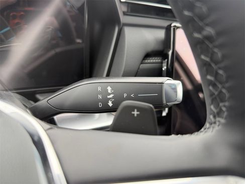 New 2026 GMC Terrain Denali w/ LPO, Floor Liner Package image 24