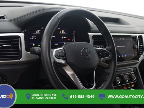 Used 2022 Volkswagen Atlas Cross Sport SE FWD image 19