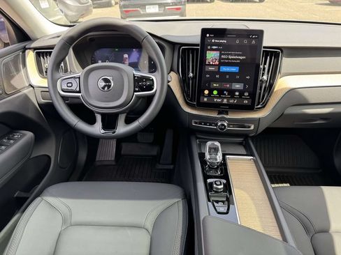 Used 2026 Volvo XC60 B5 Plus w/ Climate Package AWD/4WD image 15