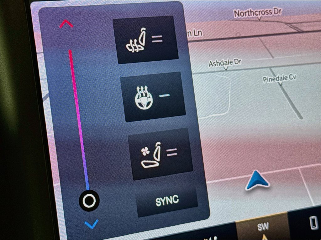 Used 2022 Maserati Levante Trofeo AWD/4WD image 24