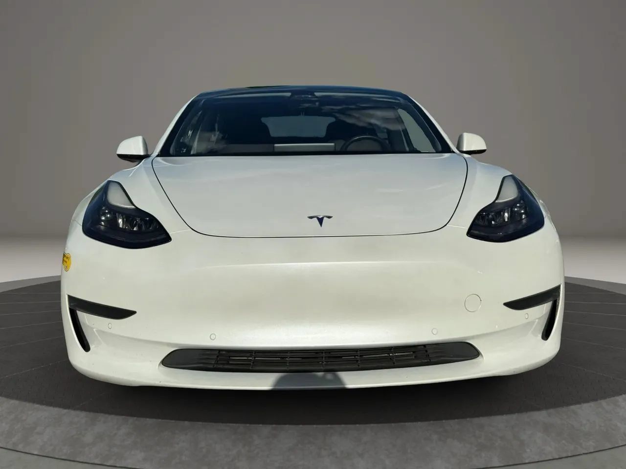 Used 2021 Tesla Model 3 Standard Range Plus RWD image 3