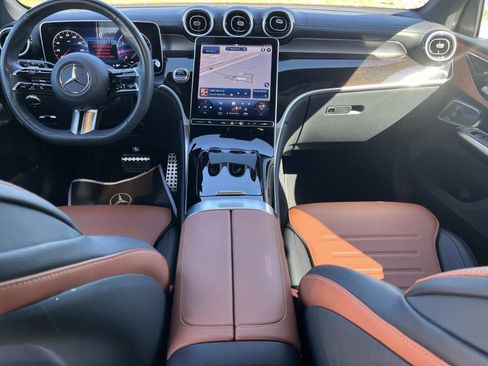 Certified 2024 Mercedes-Benz GLC 300 image 11