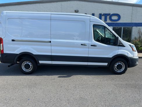 Used 2023 Ford Transit 250 Medium Roof RWD image 3