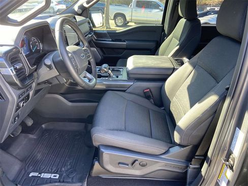 Used 2023 Ford F150 XLT w/ Equipment Group 302A High image 17