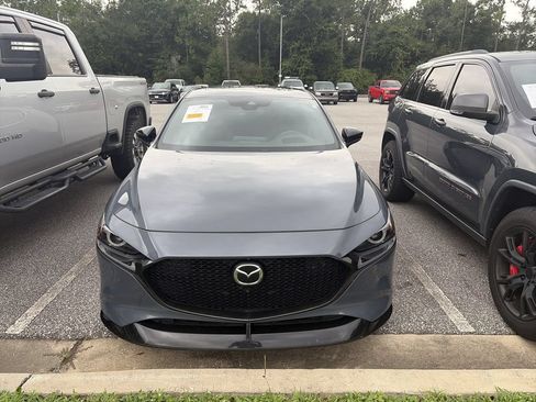 Used 2021 MAZDA MAZDA3 Hatchback w/Premium Plus Pkg AWD/4WD image 3