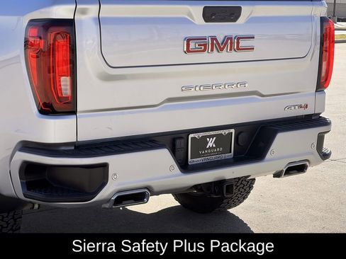 Used 2022 GMC Sierra 1500 AT4 w/ AT4 Premium Package image 7