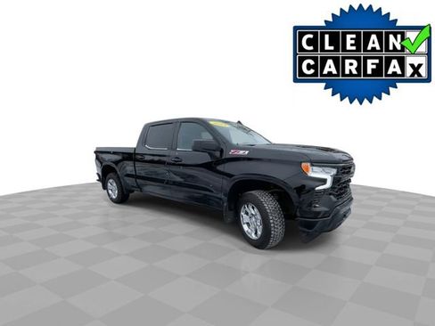 Used 2024 Chevrolet Silverado 1500 RST image 2