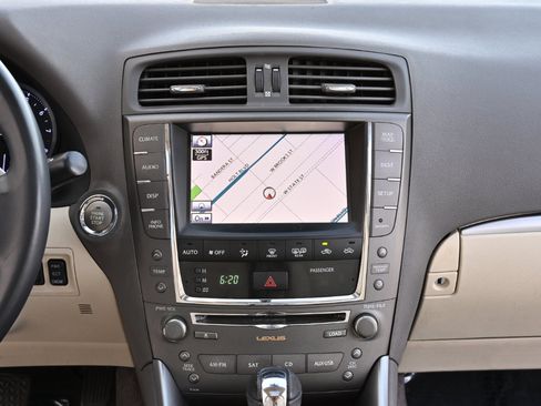 Used 2011 Lexus IS 250 w/ Premium Pkg Value Edition image 17