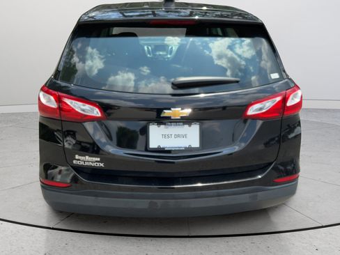 Used 2019 Chevrolet Equinox LS FWD image 28