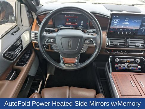 Used 2024 Lincoln Navigator Reserve image 20