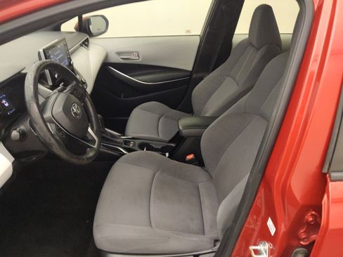 Used 2020 Toyota Corolla SE w/ SE Premium Package FWD image 17