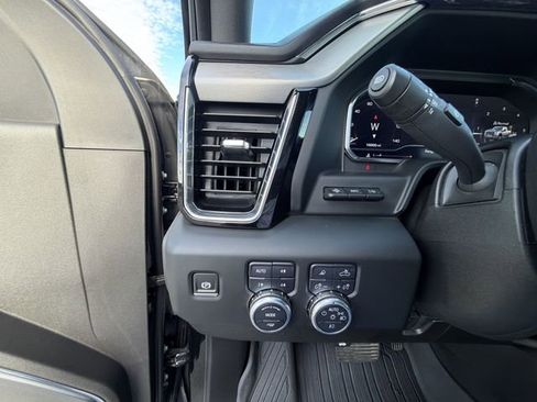Certified 2024 GMC Sierra 2500 Denali w/ Denali Reserve Package AWD/4WD image 19