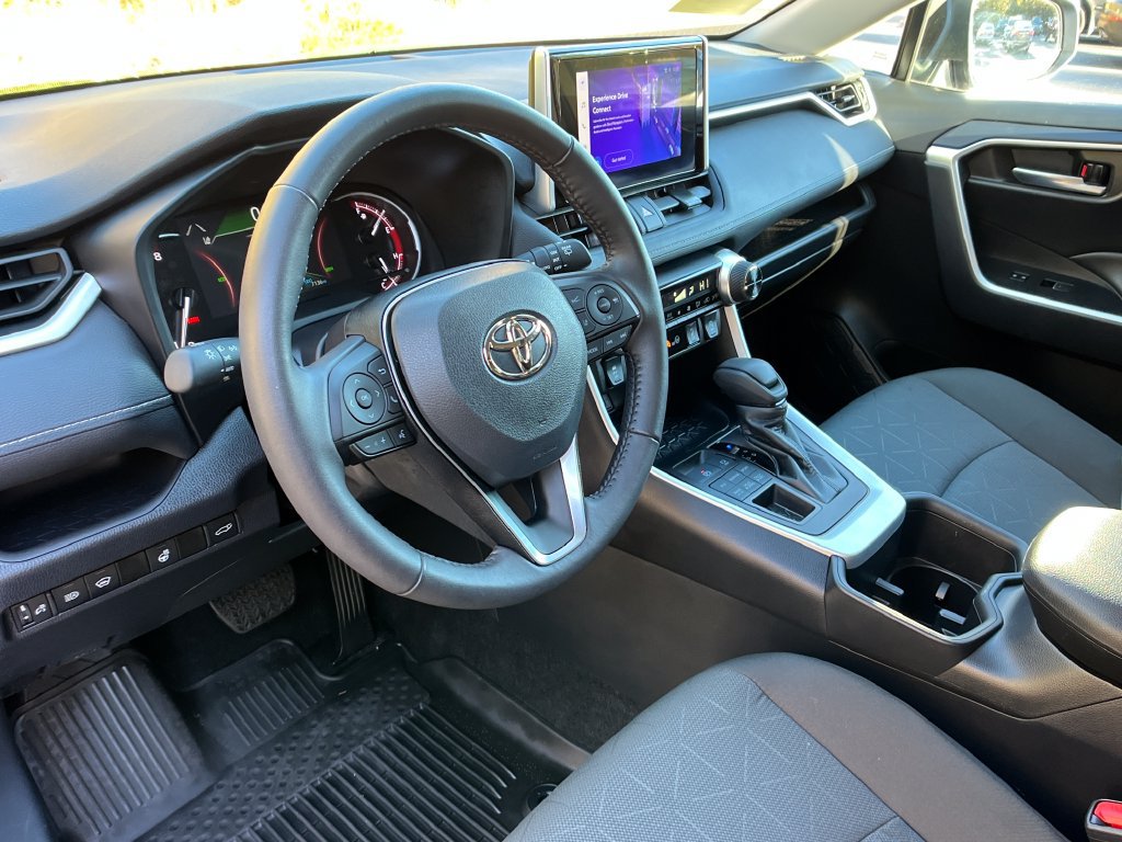 Used 2024 Toyota RAV4 XLE w/ Convenience Package AWD/4WD image 10