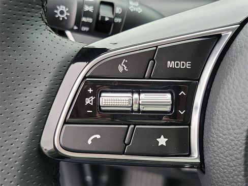 New 2025 Kia Seltos SX w/ SX Sunroof Package image 10