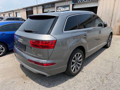 Used 2017 Audi Q7 3.0T Premium Plus w/ Premium Plus Package AWD/4WD image 4