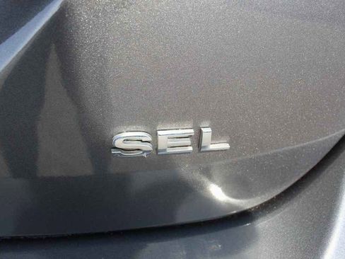 Used 2012 Ford Focus SEL image 7