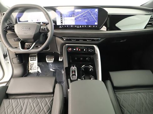 New 2026 Audi SQ5 Premium Plus AWD/4WD image 17