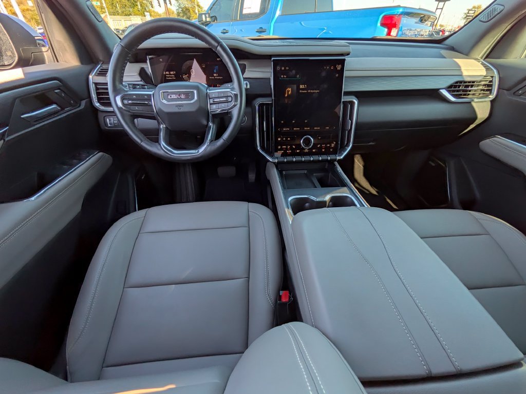 Used 2024 GMC Acadia Elevation FWD image 11