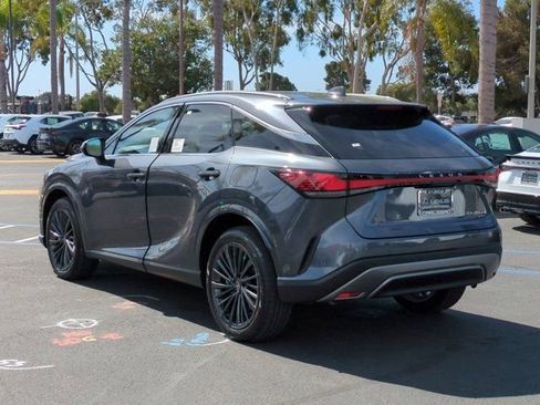 New 2026 Lexus RX 450h AWD image 8