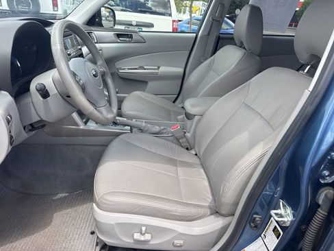 Used 2009 Subaru Forester 2.5X Limited AWD/4WD image 8