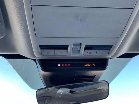 Used 2024 MAZDA CX-30 AWD 2.5 S w/ Preferred Package image 32