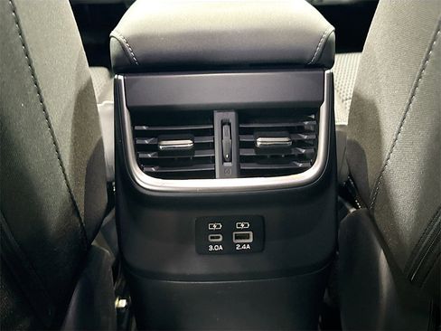 Certified 2024 Subaru Outback Premium image 23