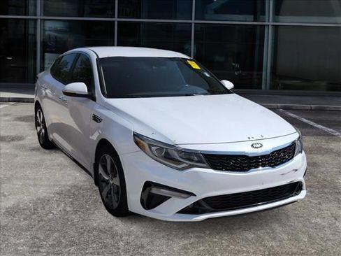 Used 2019 Kia Optima LX FWD image 1