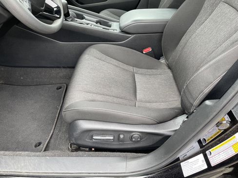 Used 2023 Honda Accord EX image 3