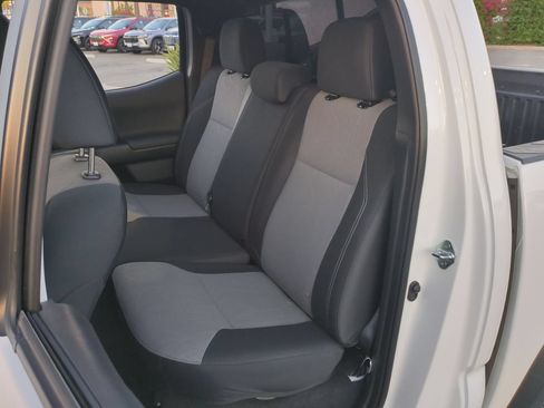 Used 2023 Toyota Tacoma TRD Off-Road AWD/4WD image 23