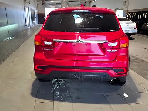 Used 2018 Mitsubishi Outlander Sport ES AWD/4WD image 11