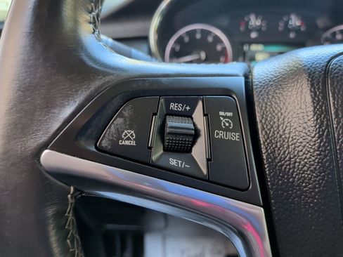 Used 2018 Buick Encore Preferred image 18