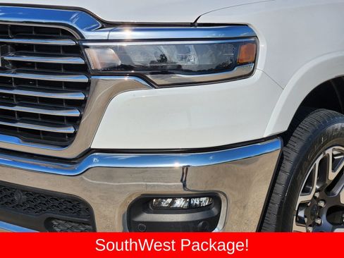 Used 2025 RAM 1500 Laramie AWD/4WD image 10