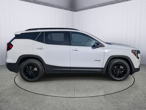 Used 2022 GMC Terrain AT4 w/ Infotainment Package II AWD/4WD image 2