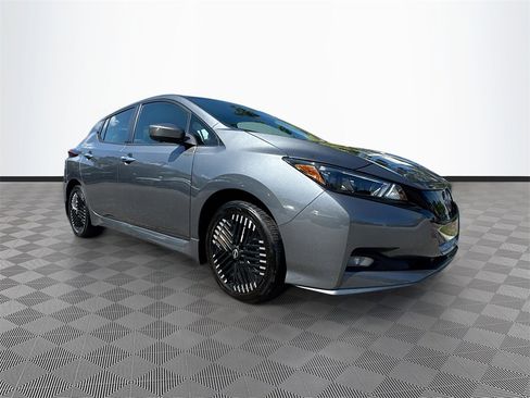 Used 2023 Nissan Leaf SV Plus image 4