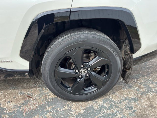 Used 2020 Toyota RAV4 XSE w/ XSE Grade Weather Package AWD/4WD image 12