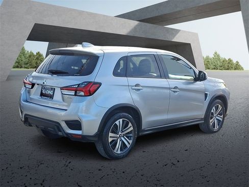 Used 2024 Mitsubishi Outlander Sport SE image 5