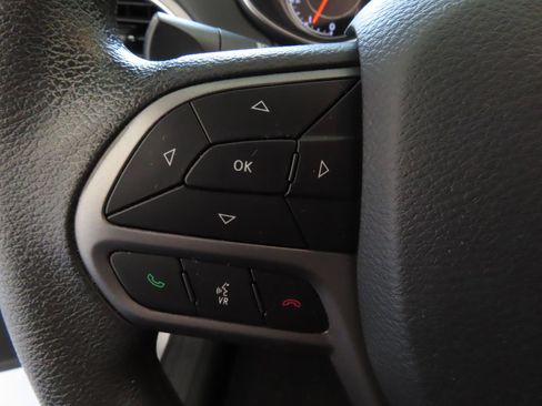 Used 2021 Jeep Cherokee Latitude image 15