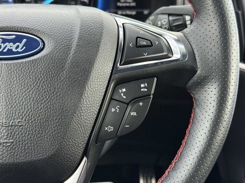 Used 2022 Ford Edge ST-Line image 7