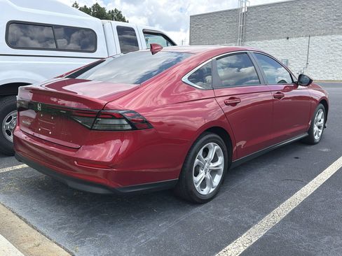 Used 2024 Honda Accord LX image 7
