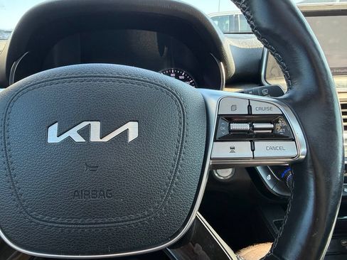 Used 2022 Kia Telluride SX w/ SX Prestige Package AWD/4WD image 13