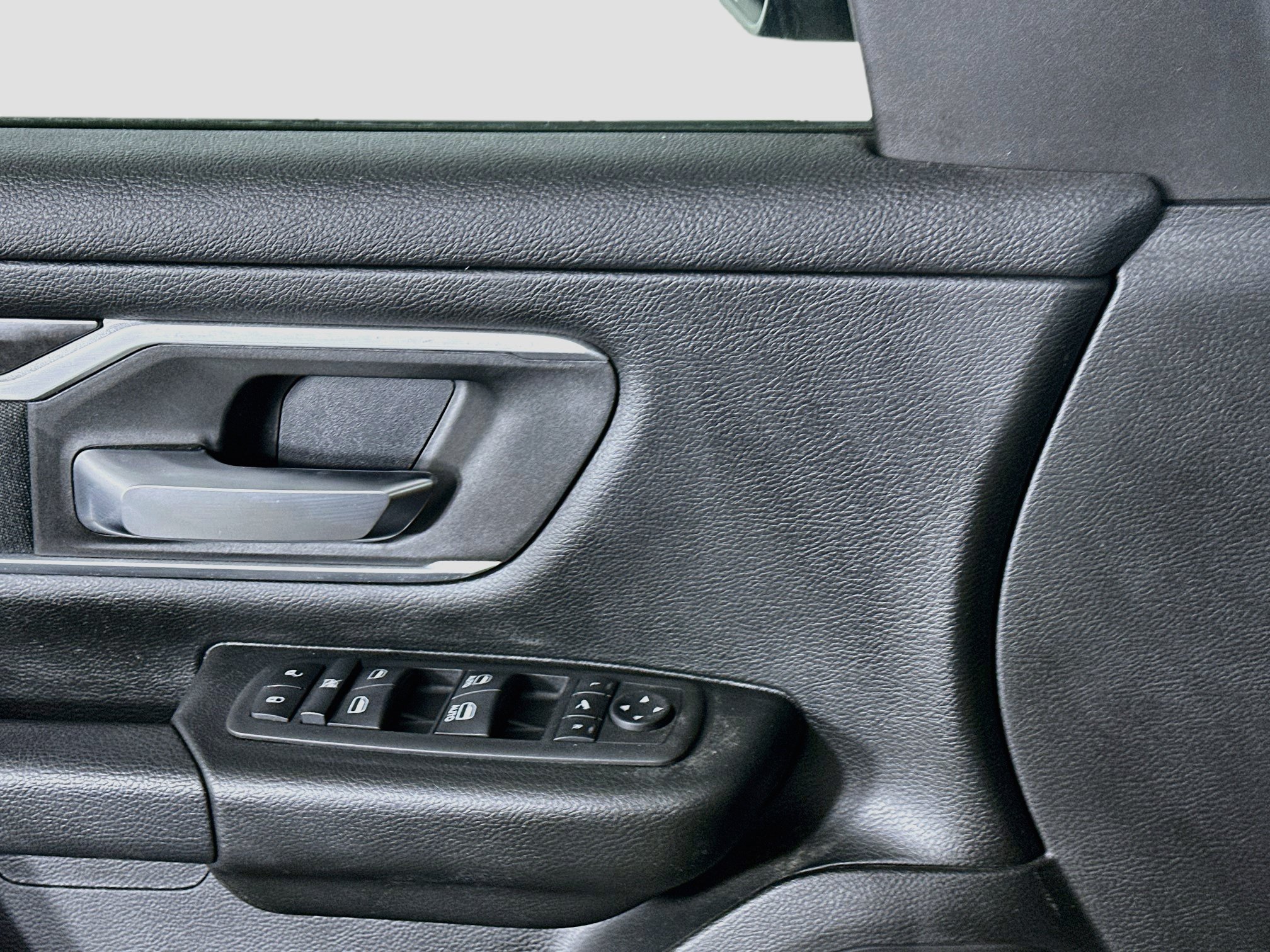 Used 2022 RAM 1500 Big Horn AWD/4WD image 15