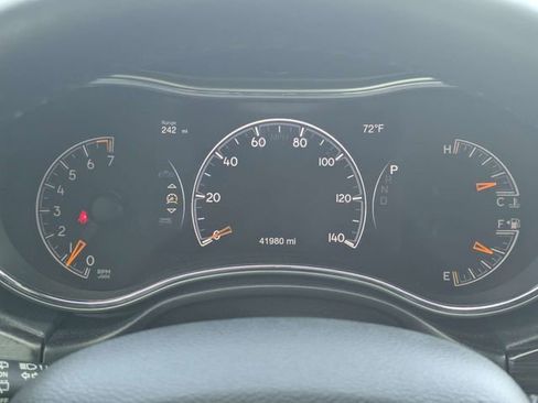 Used 2019 Jeep Grand Cherokee Laredo w/ Laredo X Package image 29