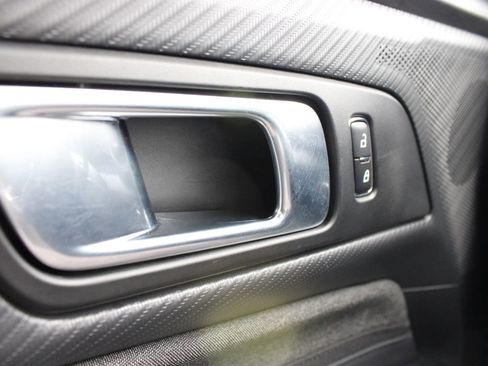 Used 2025 Ford Mustang Coupe image 20