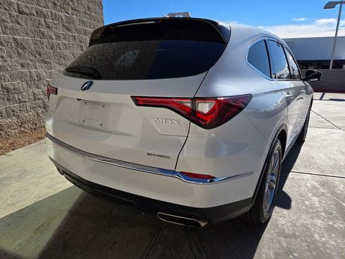 Used 2023 Acura MDX SH-AWD image 4
