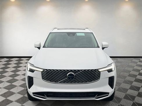Certified 2026 Volvo XC90 B6 Ultra AWD/4WD image 8