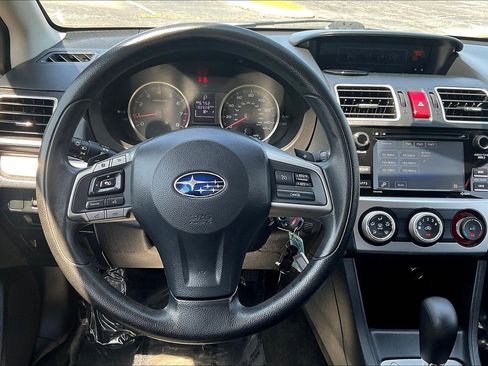 Used 2015 Subaru Crosstrek 2.0i Premium image 5