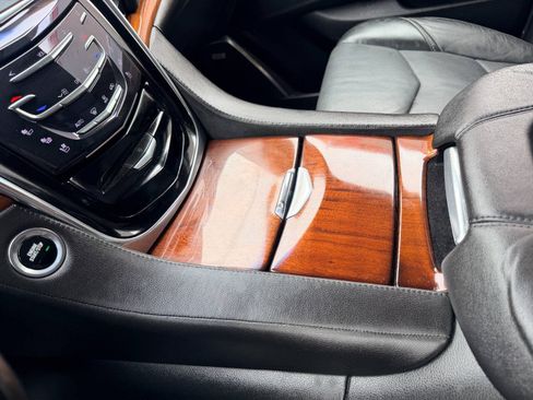 Used 2015 Cadillac Escalade ESV Premium AWD/4WD image 48